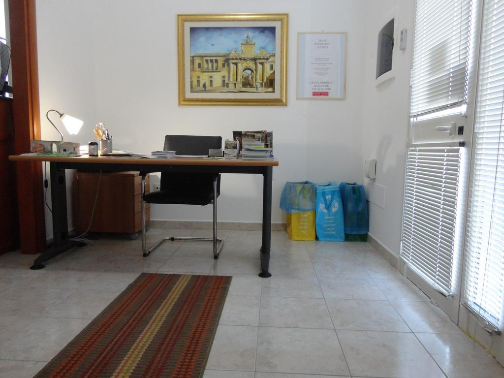 B&B Villa Teresa Lecce Bagian luar foto