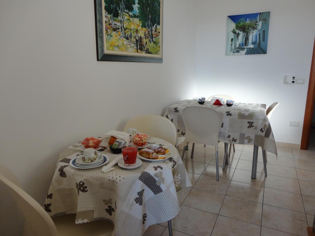 B&B Villa Teresa Lecce Bagian luar foto